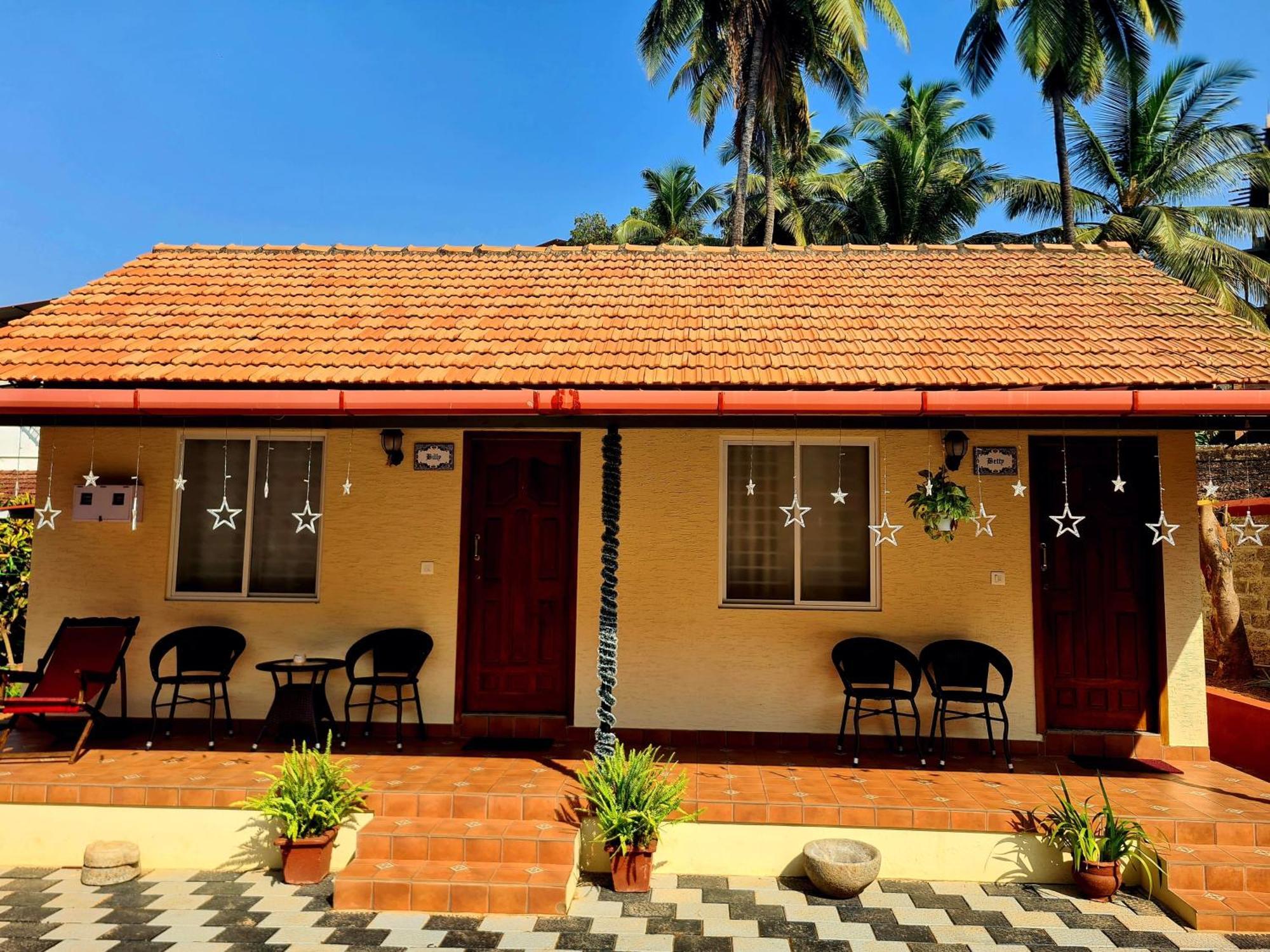 Sunny Smiles Homestay 门格洛尔 外观 照片